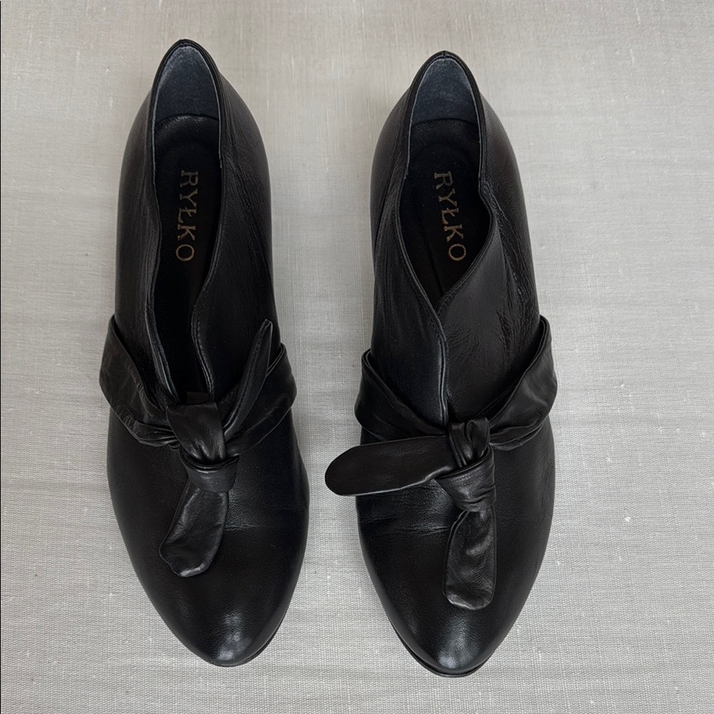 Black Leather Low Heels with Bow Detail